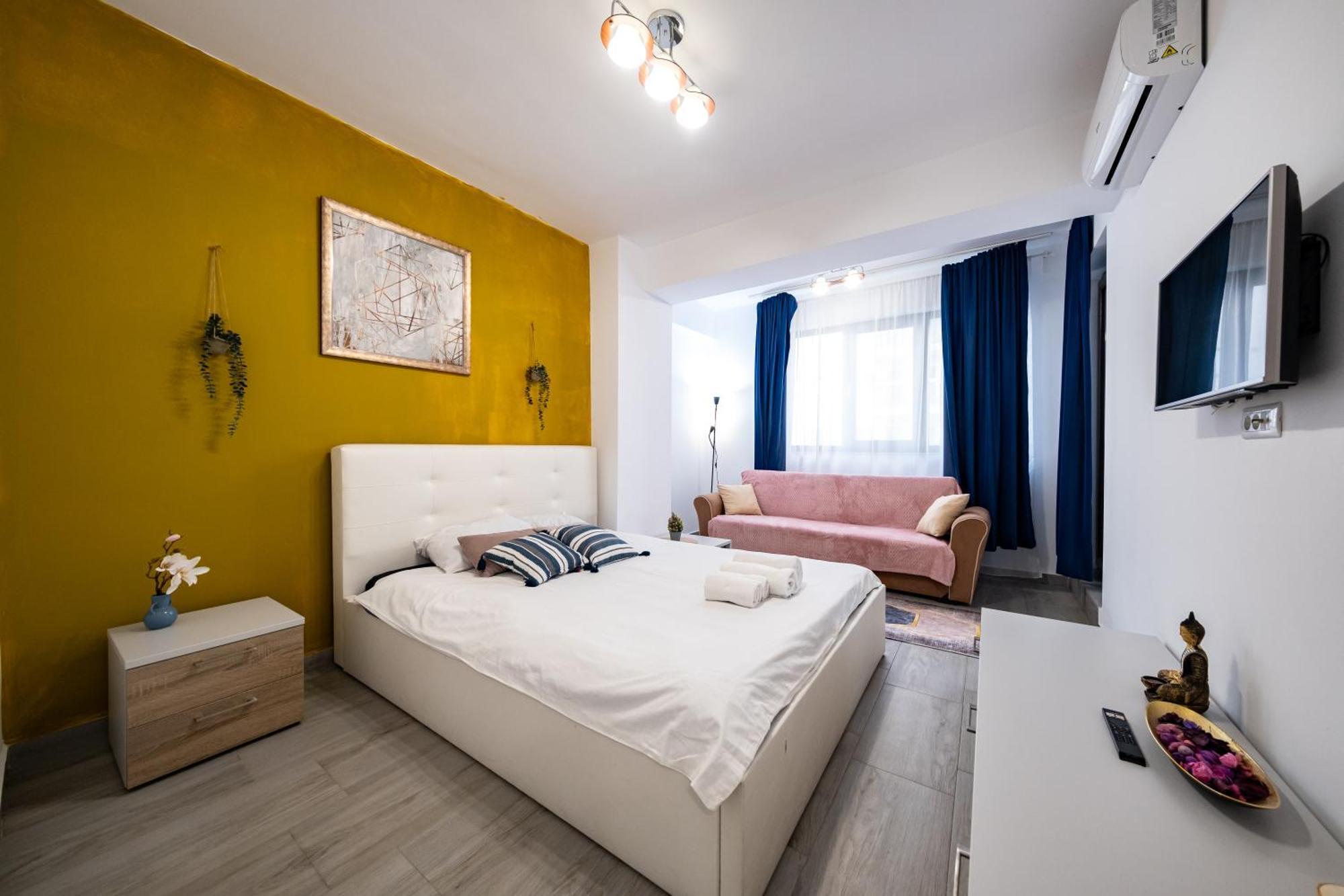 The Golden Studio - With Free Gym Bukarest Kültér fotó